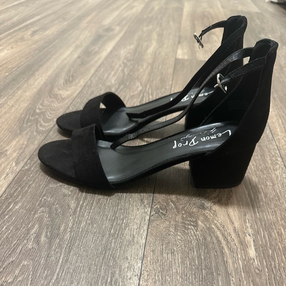 Lemon Drop heels - Picture 2 of 2